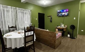 Casa de los Abuelos Retalhuleu