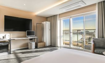 Pohang Youngildae Brown Dot