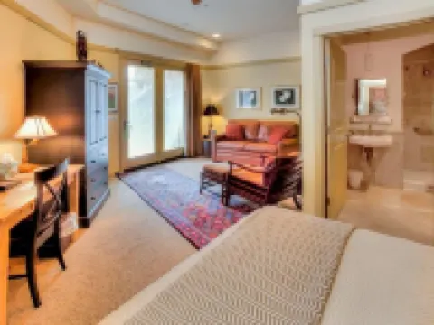 The Eagle Harbor Inn Hotels in Kitsap County