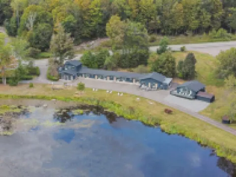 Lakelyn Lodge Hotels in Paupack Township