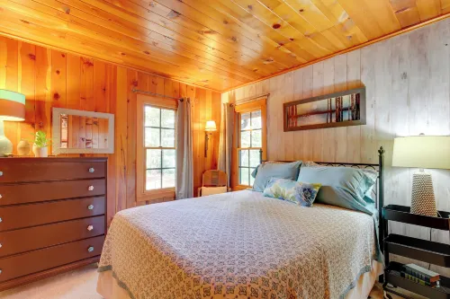 Lakefront Cabin w/ Private Dock & Fire Pit! - parking