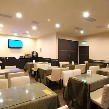 Left Bank Hotel