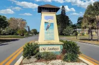 Private Studio Just two block to Lassing park waterfront