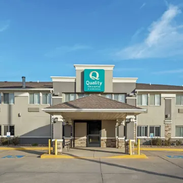 Quality Inn & Suites des Moines Airport