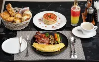 Kertel Suites - breakfast