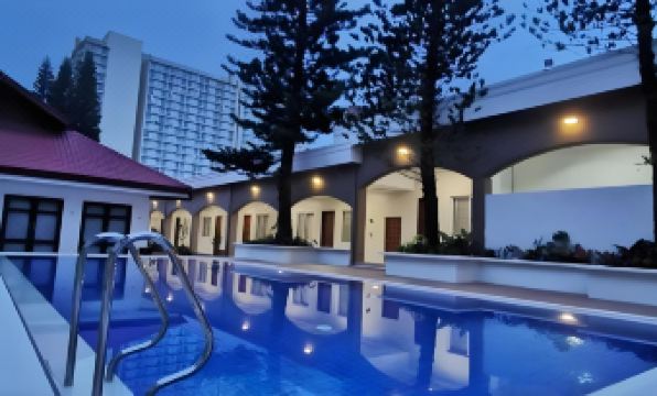 Tagaytay Country Hotel