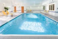 Fairfield Inn & Suites Grand Rapids - Swimmingpools