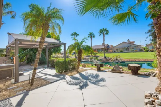 Cozy Home in Gated Country Club