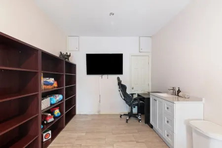 Spacious Single Level Home In Poway