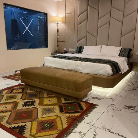 The Hotel Emerald Отели в г. Корапут