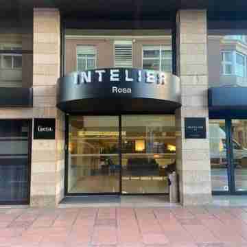 Intelier Rosa Hotel Exterior