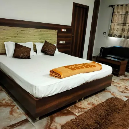 Hotel Punjabi Haandi