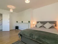 Hillcrest Lodge Hotels in Stevenage