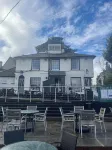 Jolly Sailor- Fish on the Quay