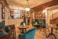 Old Bell Hotel