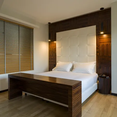 UNA HOTELS One Catania