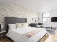 The Alexander Hotel - Old Montreal Hotels near Quebecor