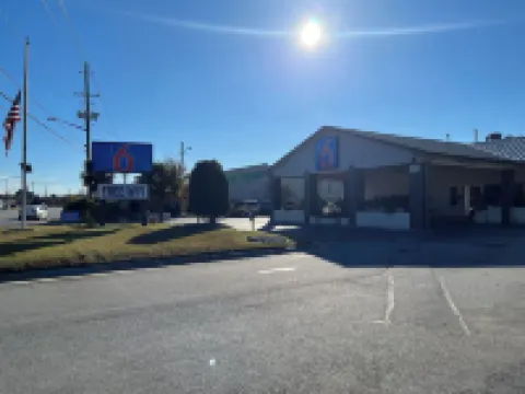 Motel 6 Greenville, NC – Ecu-Medical Center