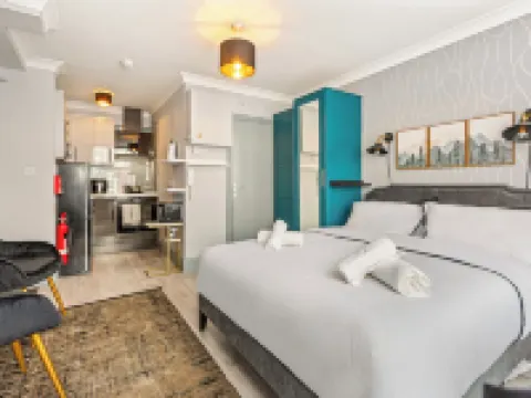 Imperial Inn Apartments Hotels near White Hart Lane