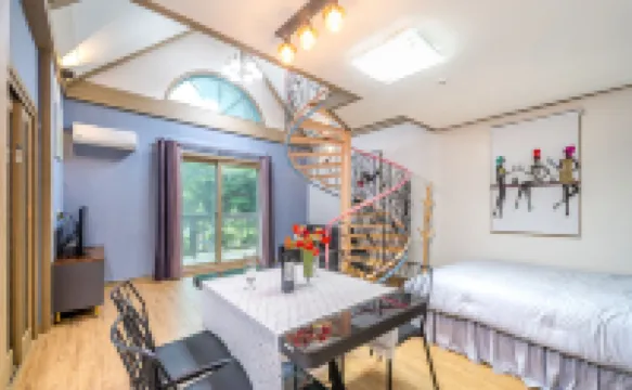 Pyeongchang Let's Go Pick the Stars Pension โรงแรมใกล้Lee Hyo-seok Culture Village