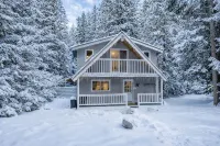 Chiwawa River Chalet 3 Bedroom Home by NW Comfy Cabins by RedAwning