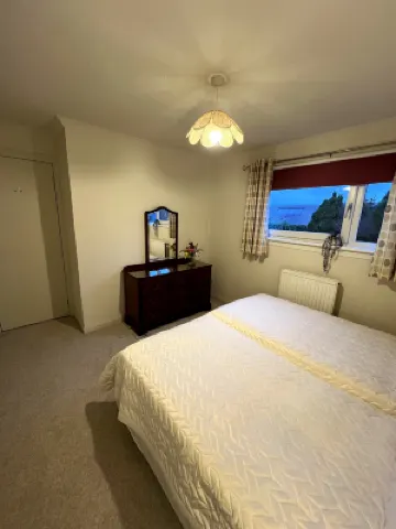 Cozy Twin Room • Easy City Access • Free Parking Hotel in zona Castello Craigmillar