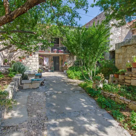 Apartments Jerka Ξενοδοχεία στην πόλη Sutivan