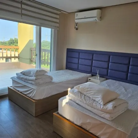 Jeju Ocean View 2nd Отели рядом с достопримечательностью «Лес Биджарам»