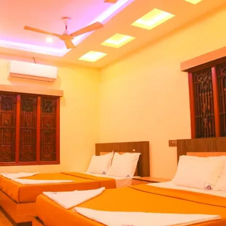 Sree Kumaran Residence