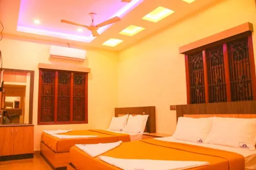 Sree Kumaran Residence