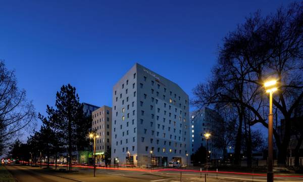 Seven Urban Suites Nantes Centre