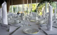 Majestic Hotel - breakfast