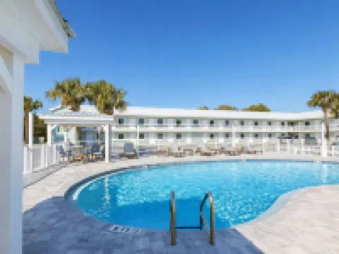 Destin Inn & Suites Hotels in Destin