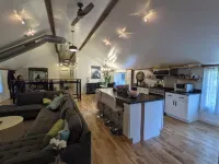 Hay Loft Apartment in Barn - Goshen Hotels in Goshen