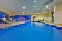 Holiday Inn LAVAL - MONTREAL by IHG - Pools