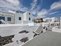 อพาร์ตเม้น Aura Marina Santorini โรงแรมใกล้หาด Kambia Beach