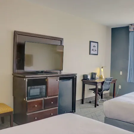 Quality Inn & Suites Roswell North