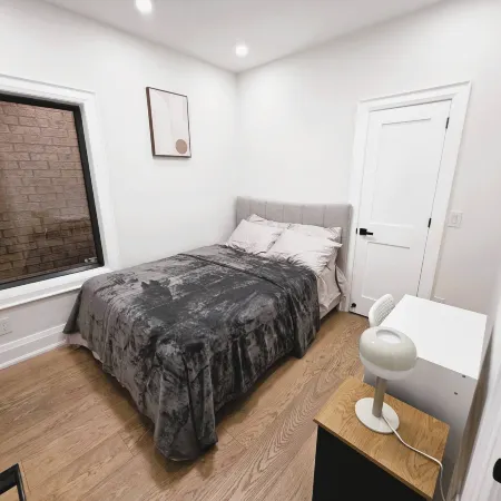 Luxury 4 Bedroom Home Near Downtown with Free Parking Отели рядом с достопримечательностью «Скарборо»