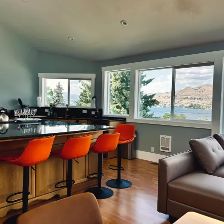 Water Street Retreat