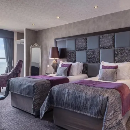 Number 44 Hotel & Bar Отели в г. Стонхейвен
