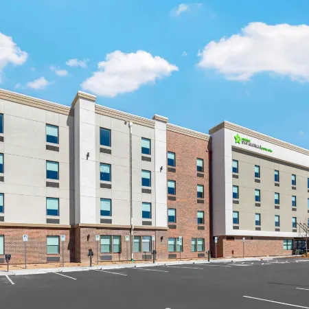 Extended Stay America Premier Suites - Denver International Airport