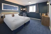 TRAVELODGE HUDDERSFIELD - พร้อมอาหารเช้า