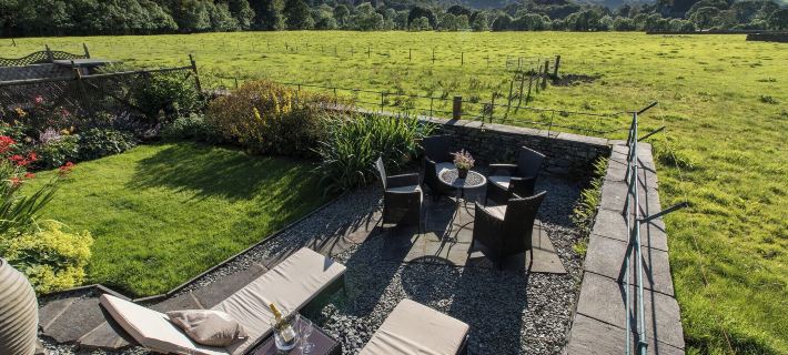 Raise View House Hotels in Lakes