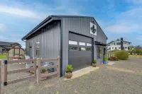 Uncork & Unwind: Scenic Walla Walla Escape - 4-Star