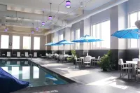 Radisson Blu Mall of America - Pools