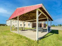 Capital O Amerihost Inn and Suites Kingdom City Hwy 54 MO Hotels in Callaway County