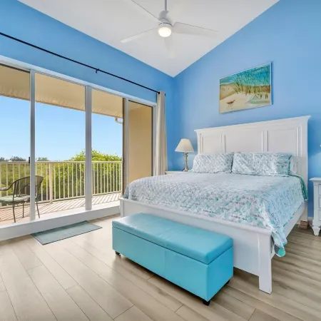 Sunrise Waterfront 2BR Townhome - Pool Private Terraces