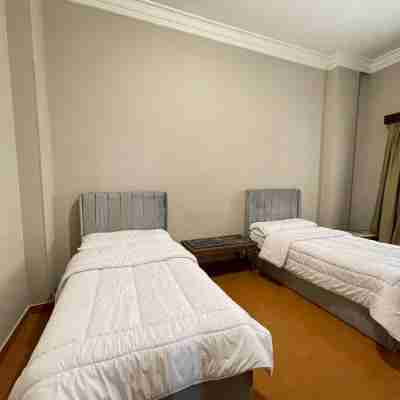 2BR Apt in Al Yassmin - Mynt Hospitality Rooms