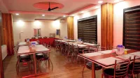 Hotel Blue Pine @Har Ki Pauri Road
