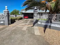 Klaas Vakie Guesthouse